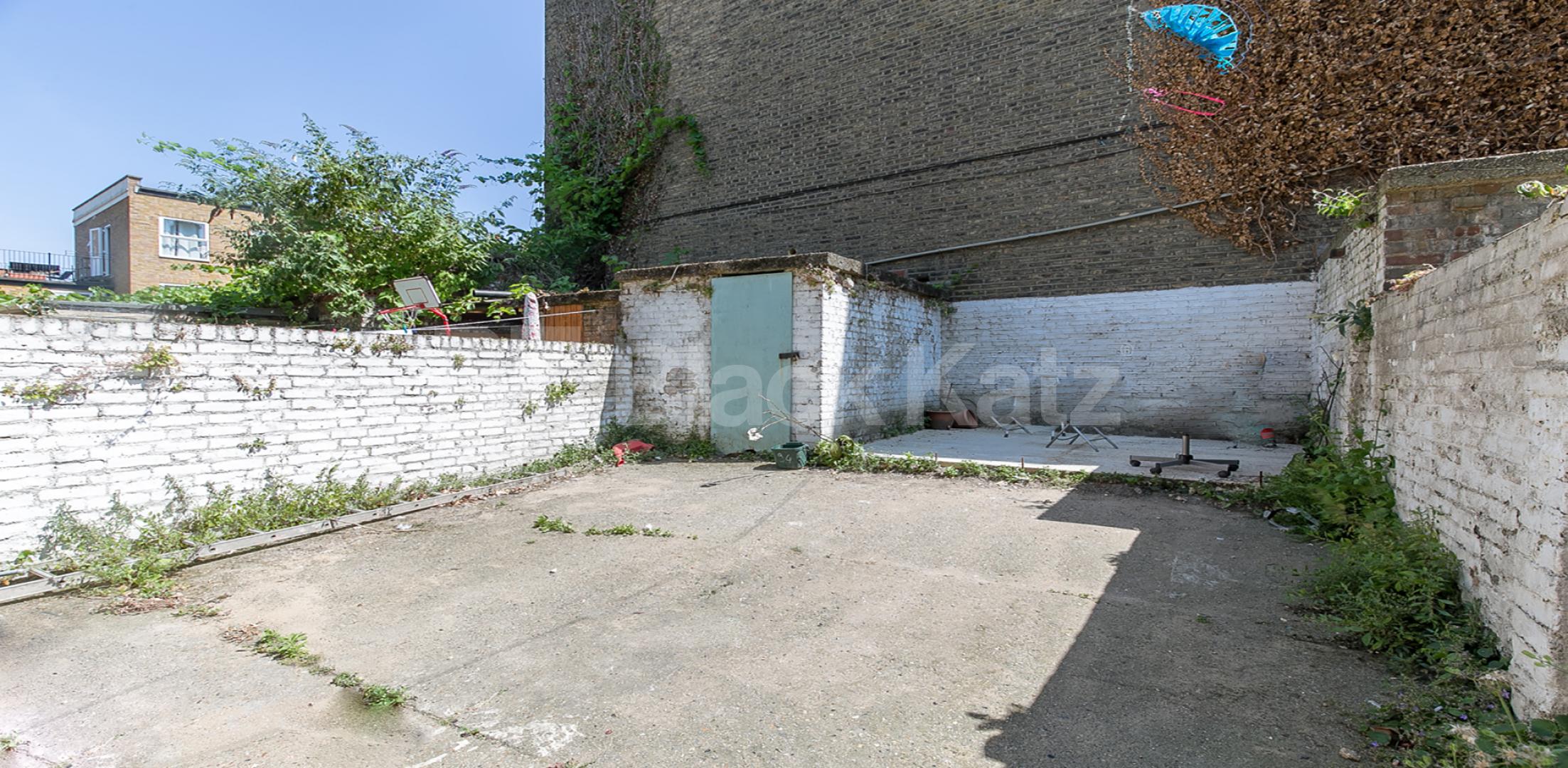 			3/4 BED & 2 BATH PERIOD HOUSE IN CAMDEN!, 3 Bedroom, 1 bath, 1 reception Terraced House			 Pratt Street, CAMDEN